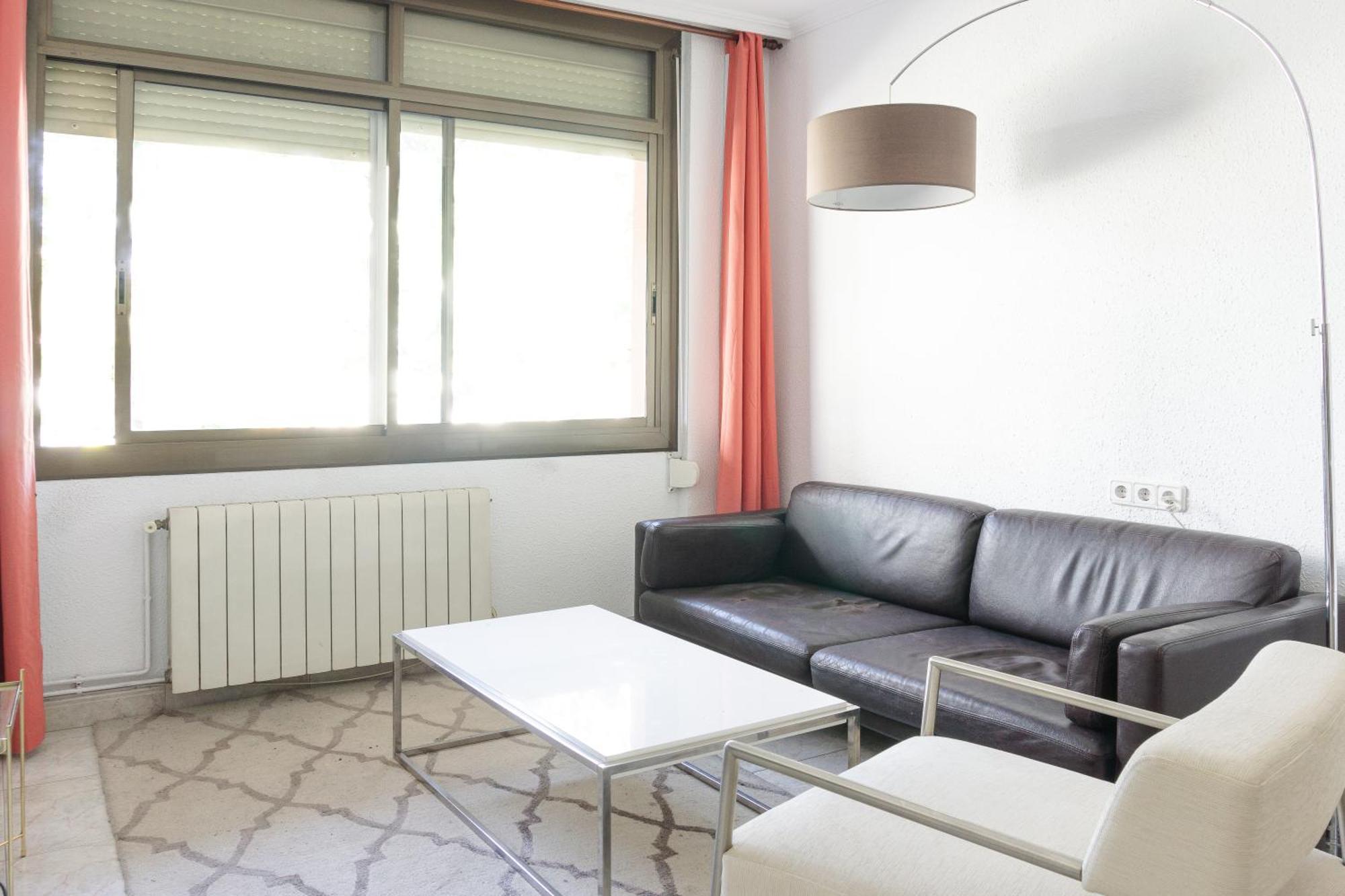 Charming Rooms In Shared Apartment Near Camp Nou Barcelona Exteriör bild