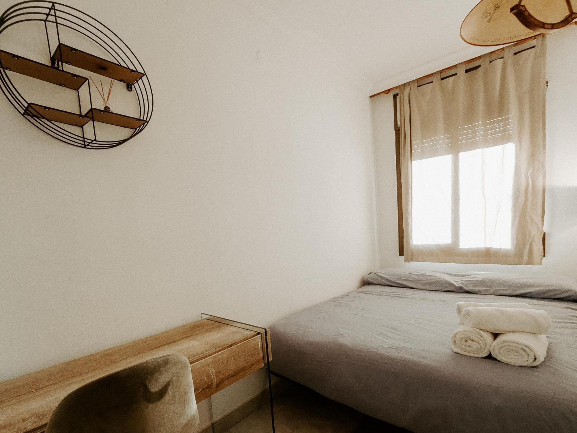 Charming Rooms In Shared Apartment Near Camp Nou Barcelona Rum bild